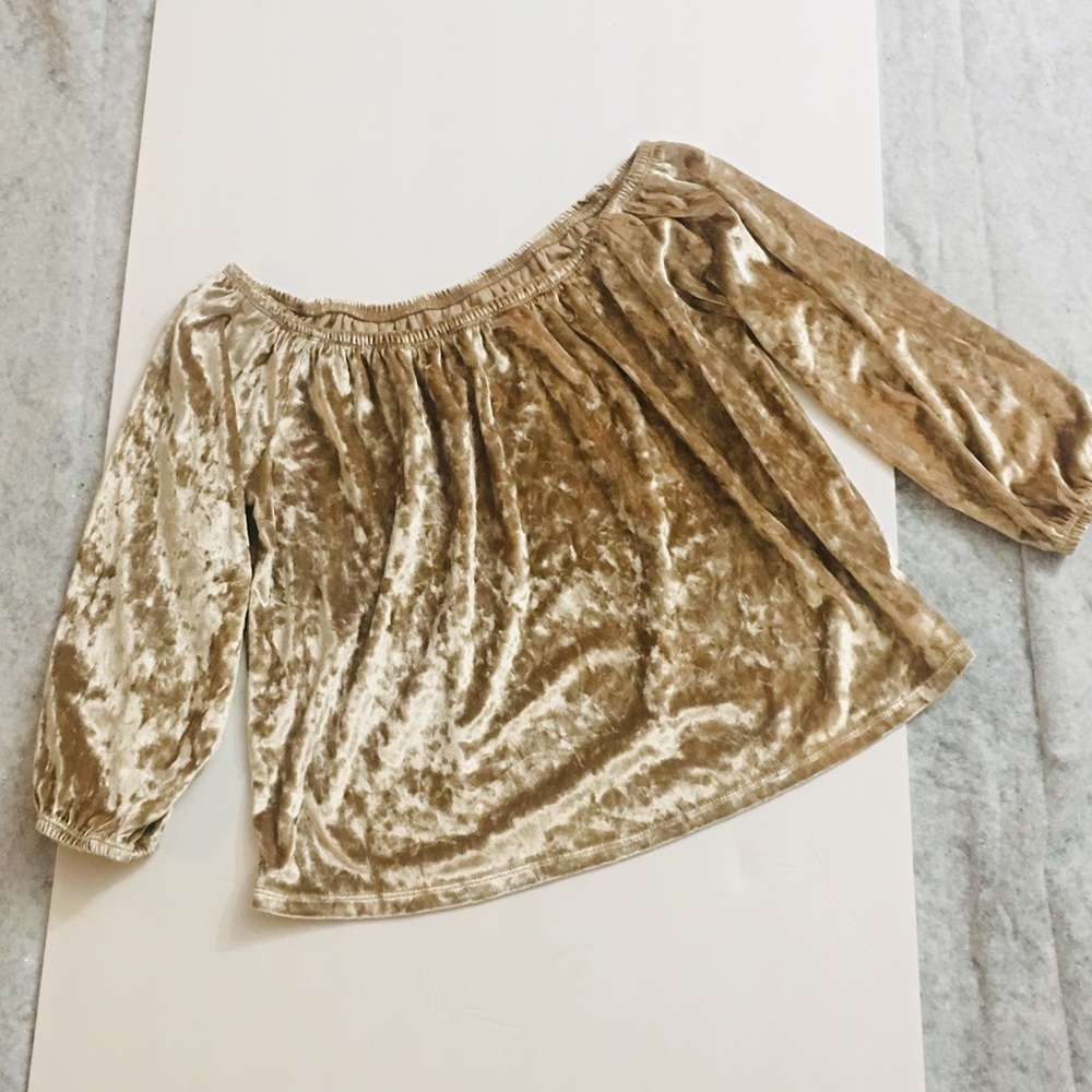 Hollister Champagne Velvety Shirt -small